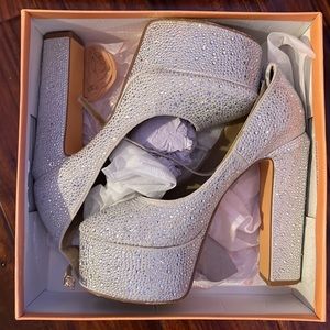 Lemonade Violet platforms